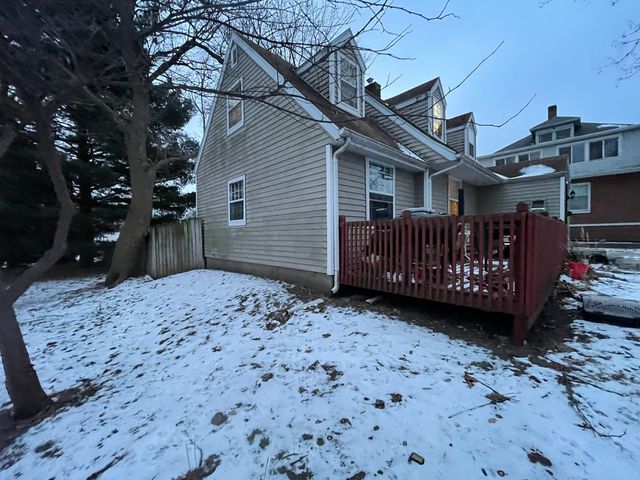 821 N 8th Street, Rochelle, IL 61068