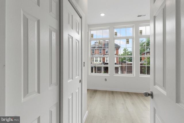 223 S 45TH ST, Philadelphia, PA 19104