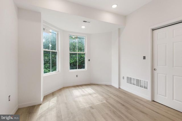 223 S 45TH ST, Philadelphia, PA 19104
