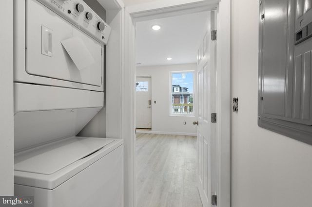 223 S 45TH ST, Philadelphia, PA 19104