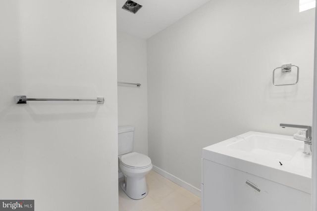 223 S 45TH ST, Philadelphia, PA 19104