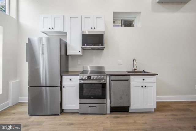223 S 45TH ST, Philadelphia, PA 19104