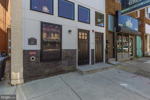 223 S 45TH ST, Philadelphia, PA 19104
