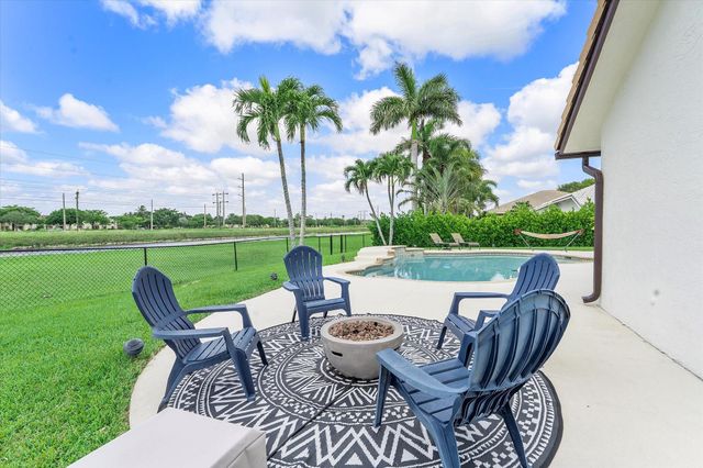 8684 SW 1st Pl, Coral Springs, FL 33071