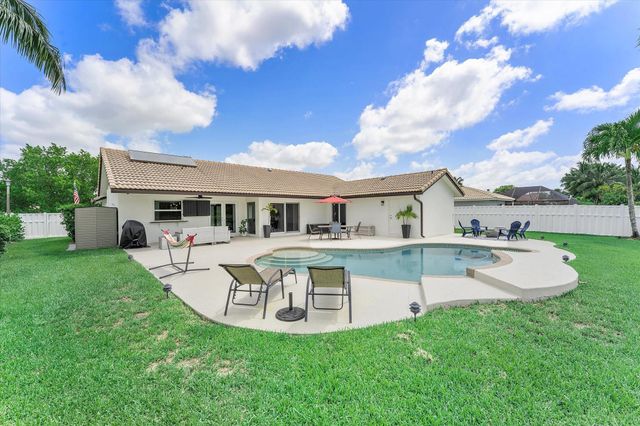 8684 SW 1st Pl, Coral Springs, FL 33071