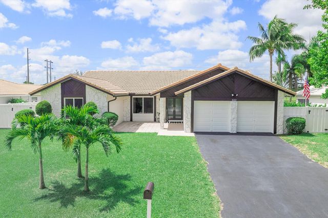 8684 SW 1st Pl, Coral Springs, FL 33071