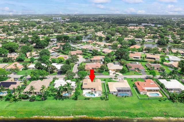 8684 SW 1st Pl, Coral Springs, FL 33071