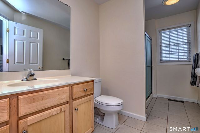 31 South Turnpike Road APT C2, Wallingford, CT 06492