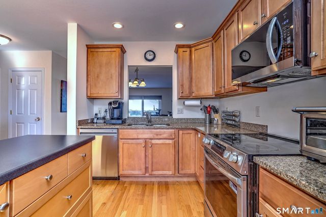 31 South Turnpike Road APT C2, Wallingford, CT 06492