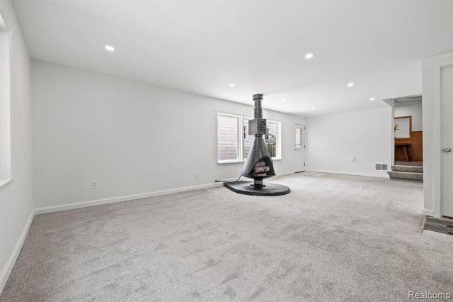 15922 Deering Street, Livonia, MI 48154