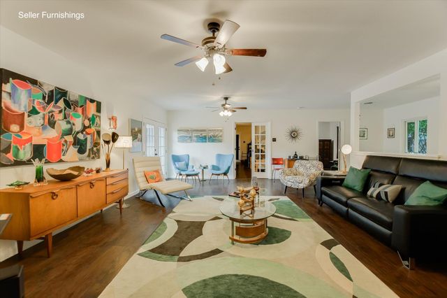 1601 E 19th ST, Georgetown, TX 78626