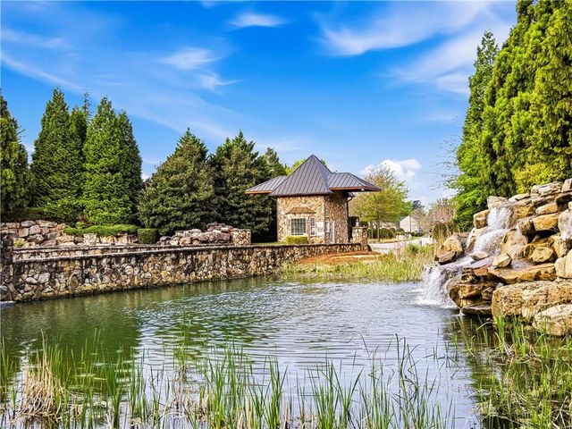 171 Crystal Lake Boulevard, Hampton, GA 30228