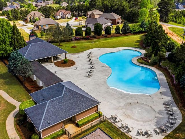 171 Crystal Lake Boulevard, Hampton, GA 30228