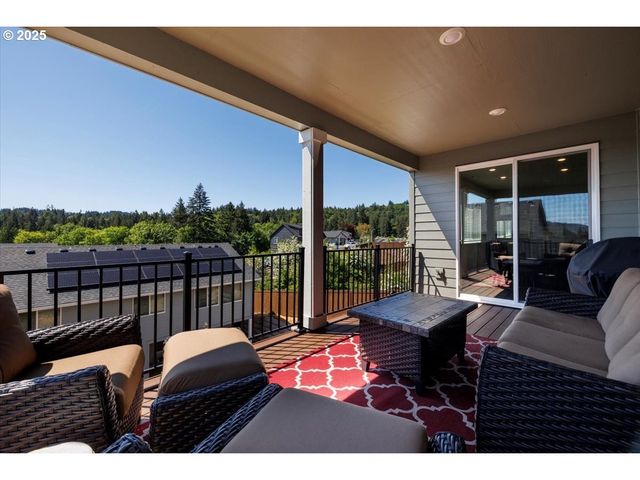 15556 Se FLAVEL St, Portland, OR 97236