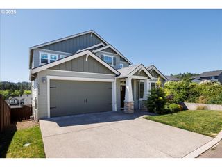 15556 Se FLAVEL St, Portland, OR 97236