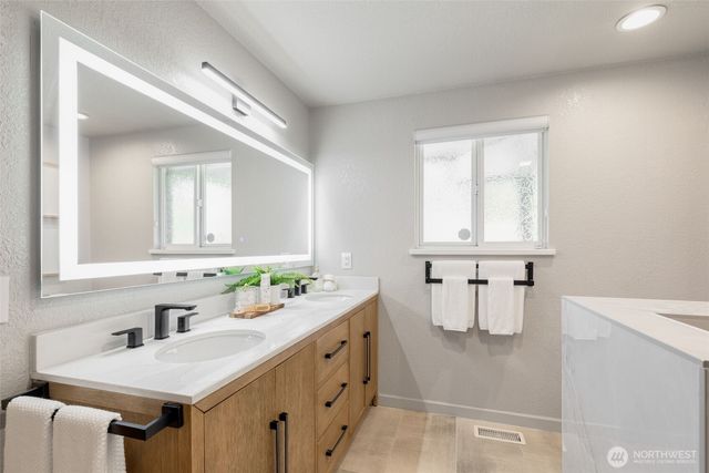 2112 Browns Point Boulevard, Tacoma, WA 98422