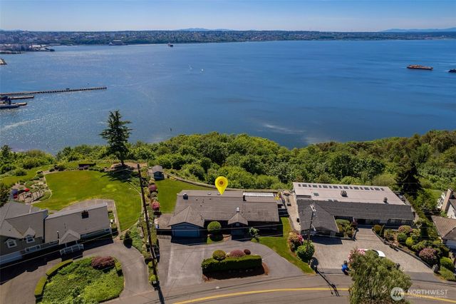 2112 Browns Point Boulevard, Tacoma, WA 98422