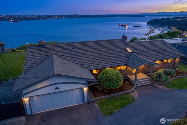 2112 Browns Point Boulevard, Tacoma, WA 98422