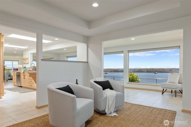 2112 Browns Point Boulevard, Tacoma, WA 98422