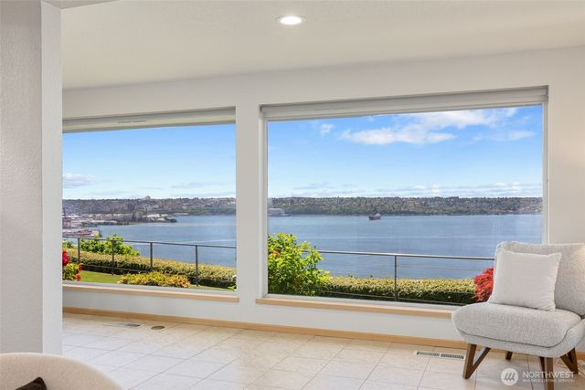 2112 Browns Point Boulevard, Tacoma, WA 98422