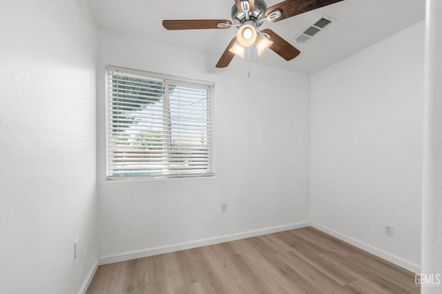 203 E Belle Avenue, Bakersfield, CA 93308