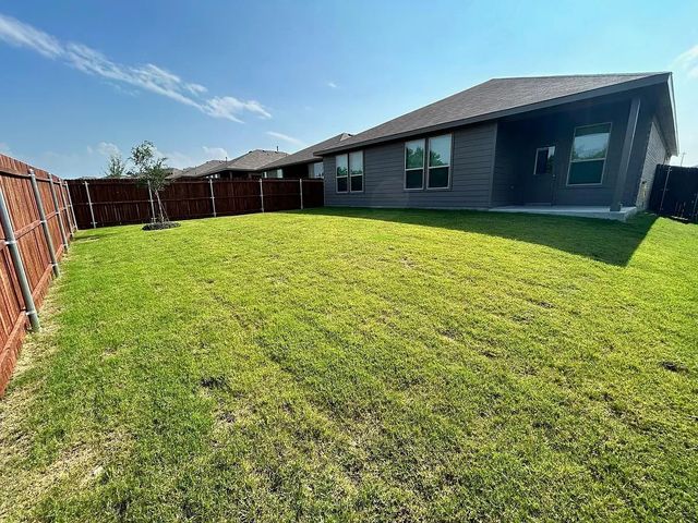 953 Braymer Lane, Fort Worth, TX 76108