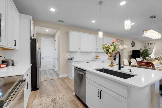 10169 SPRING LAKE DRIVE, Clermont, FL 34711