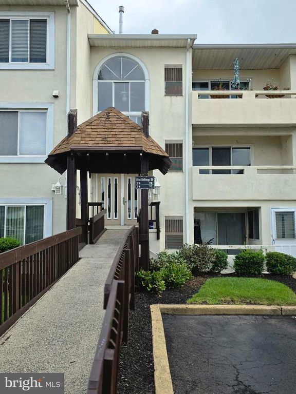 77 BONNIE GELLMAN CT #D77, PHILADELPHIA, PA 19114 — exterior