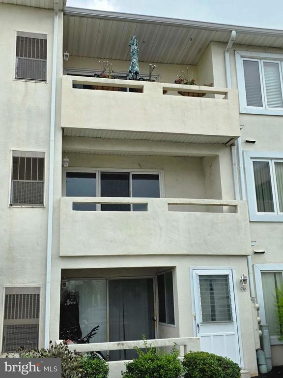 77 BONNIE GELLMAN CT #D77, PHILADELPHIA, PA 19114 — photo 2