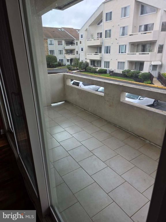 77 BONNIE GELLMAN CT #D77, PHILADELPHIA, PA 19114 — photo 4