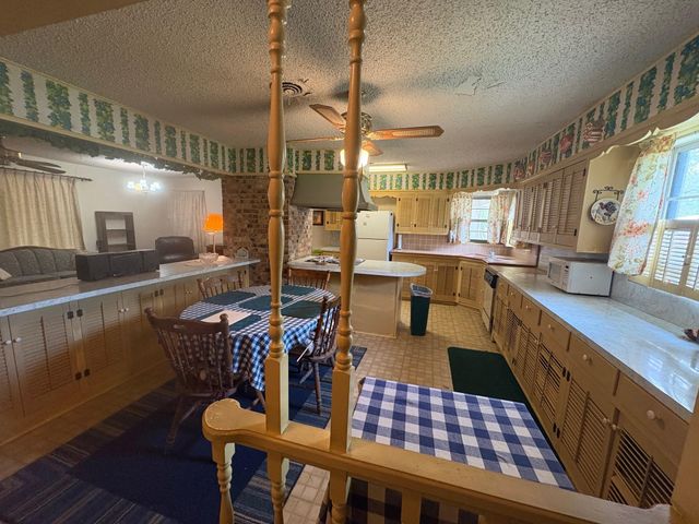 312 Bill Bradford Road, Sulphur Springs, TX 75482