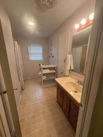 312 Bill Bradford Road, Sulphur Springs, TX 75482