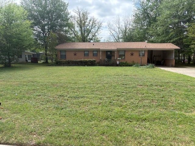 312 Bill Bradford Road, Sulphur Springs, TX 75482