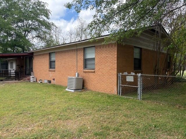 312 Bill Bradford Road, Sulphur Springs, TX 75482