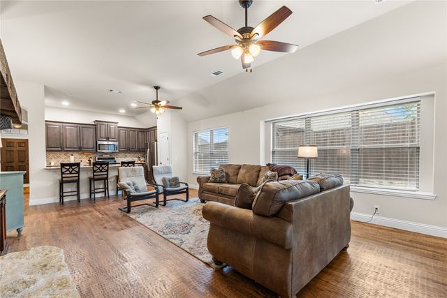 5215 Pentridge Drive, Sherman, TX 75092