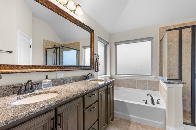 5215 Pentridge Drive, Sherman, TX 75092
