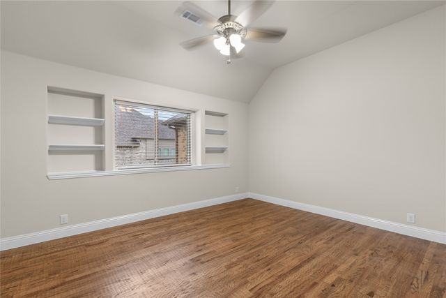 5215 Pentridge Drive, Sherman, TX 75092