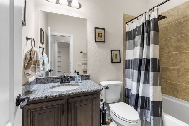 5215 Pentridge Drive, Sherman, TX 75092