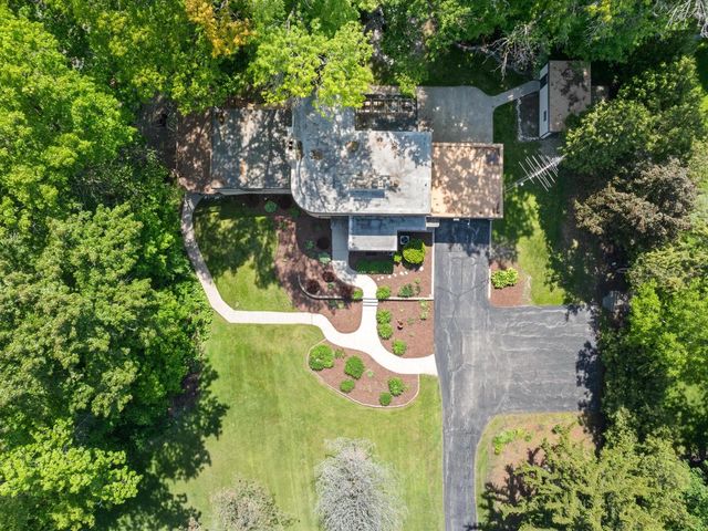 1608 N Rapids ROAD, Manitowoc, WI 54220