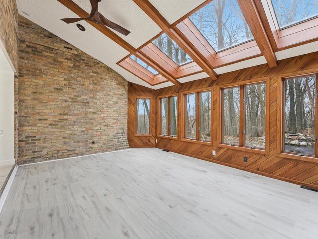 1608 N Rapids ROAD, Manitowoc, WI 54220