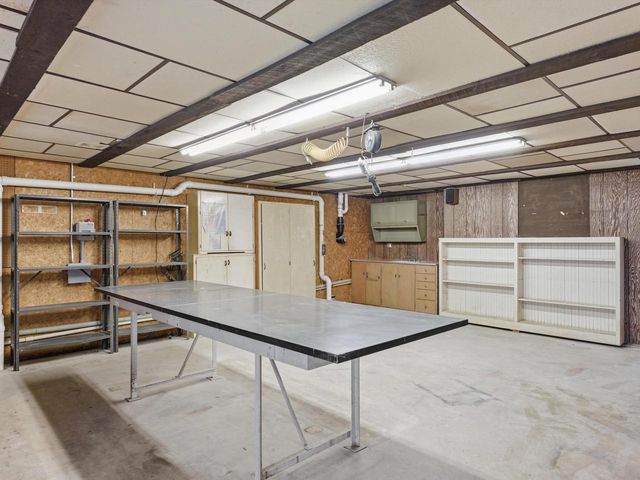 1608 N Rapids ROAD, Manitowoc, WI 54220