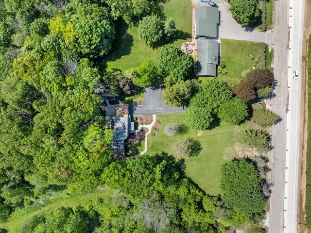 1608 N Rapids ROAD, Manitowoc, WI 54220