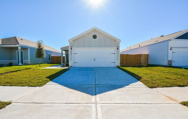 8022 Burnt Orchid Drive, Houston, TX 77016