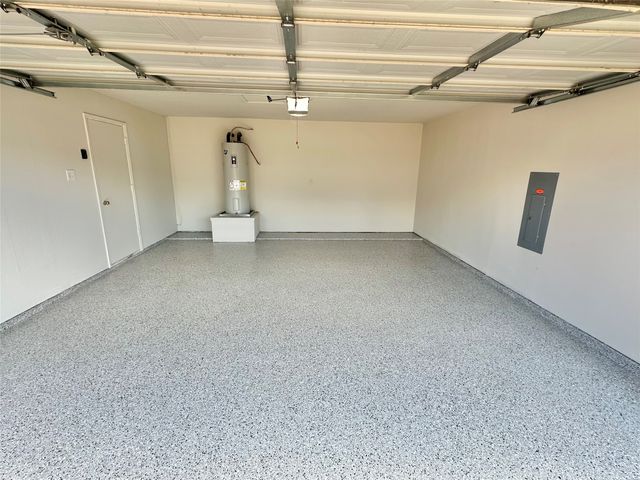 308 Valley Ridge Drive, Red Oak, TX 75154