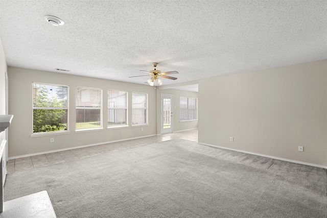 308 Valley Ridge Drive, Red Oak, TX 75154