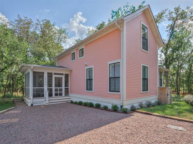 18246 Willowbrooke Court, Norman, OK 73093