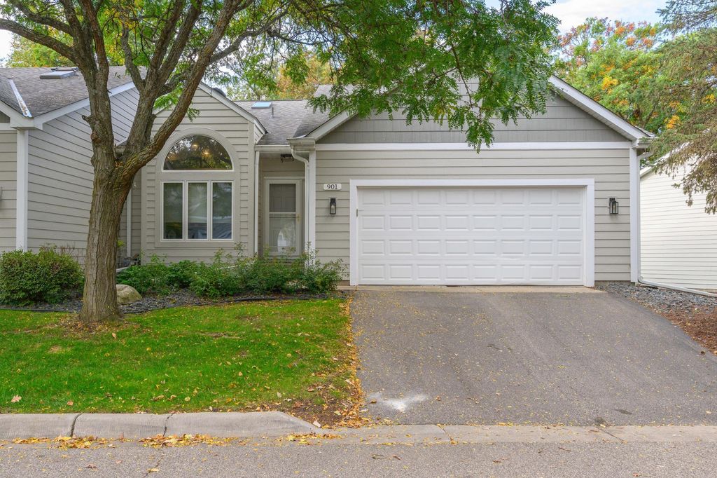 901 Southcross Drive E, Burnsville, MN 55306 — exterior