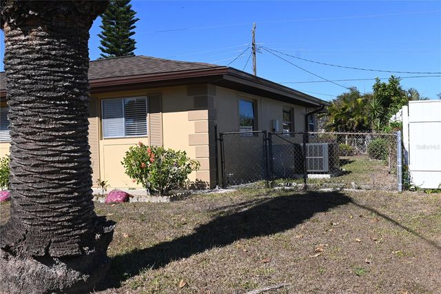 8298 FAY AVENUE, North Port, FL 34287