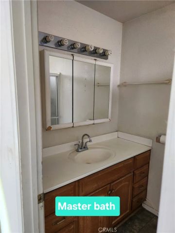 961 Chateau, Barstow, CA 92311
