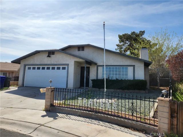 961 Chateau, Barstow, CA 92311
